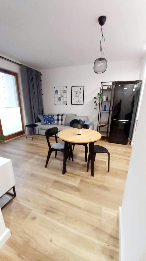 Apartament Zajezdnia Wrzeszcz Διαμέρισμα Γκντανσκ Εξωτερικό φωτογραφία